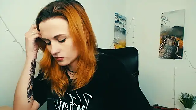 Chatroom XXX en direct de PeppyMia