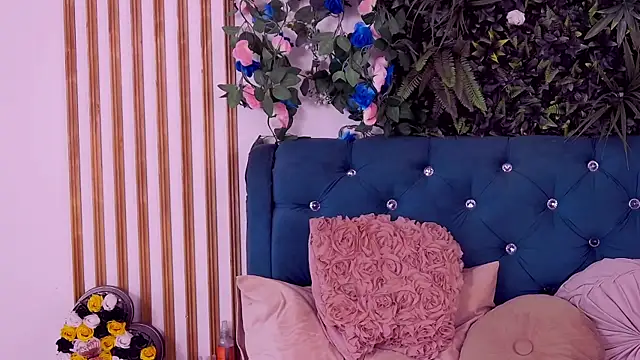 Czat XXX na żywo – CherryMuse_