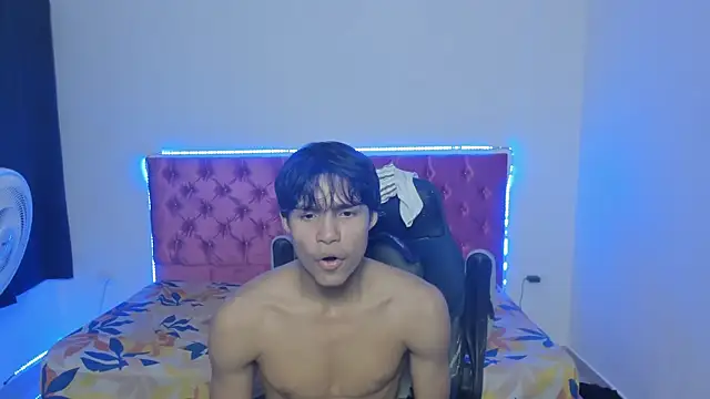 skinny_sam: απευθείας συνομιλία ΧΧΧ