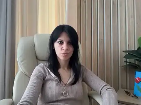 InjaAtHome: απευθείας συνομιλία ΧΧΧ