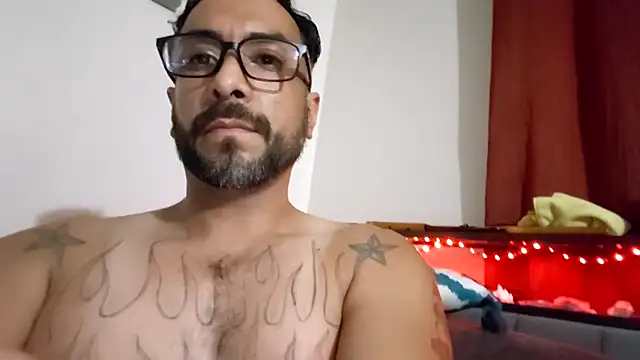Forbidden_daddy Show in webcam