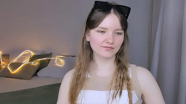 LookEva Adlı Modelin Canlı XXX Sohbeti