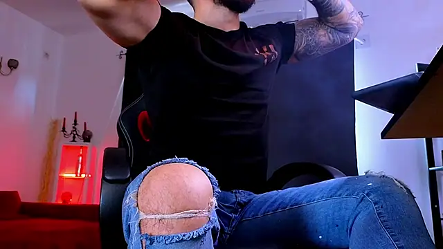 Živý XXX chat MightyAaron66