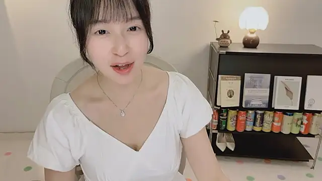 XXX chat uživo modela Onechestnut