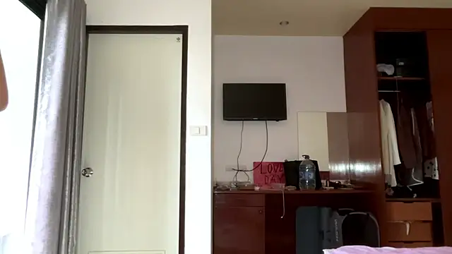 عرض كام kamila_18_french