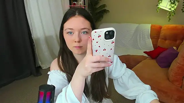 AlluringLookk's Live XXX Chat