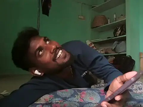 Tamilgud23 即時 XXX 聊天