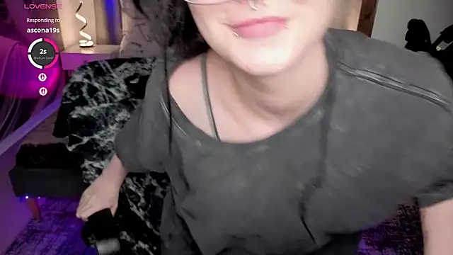 Živý XXX chat MileyRood