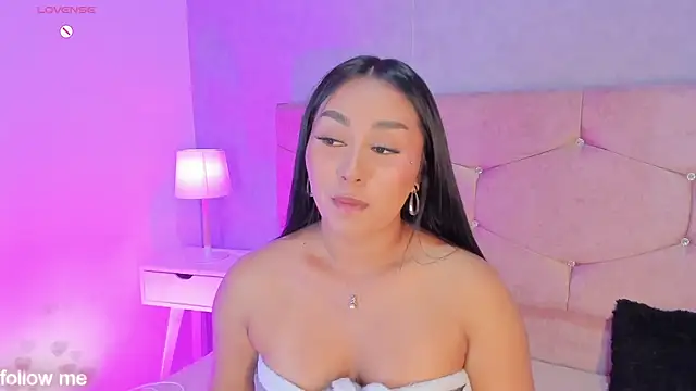 Živý XXX chat Cameliaa_Smiith