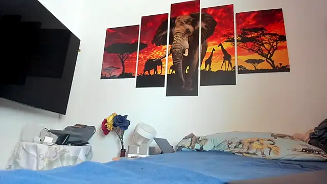 roku73Gay Show in webcam