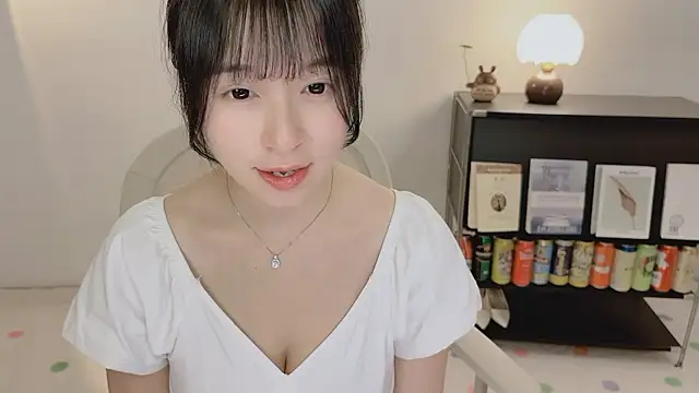OnechestnutのライブXXXチャット