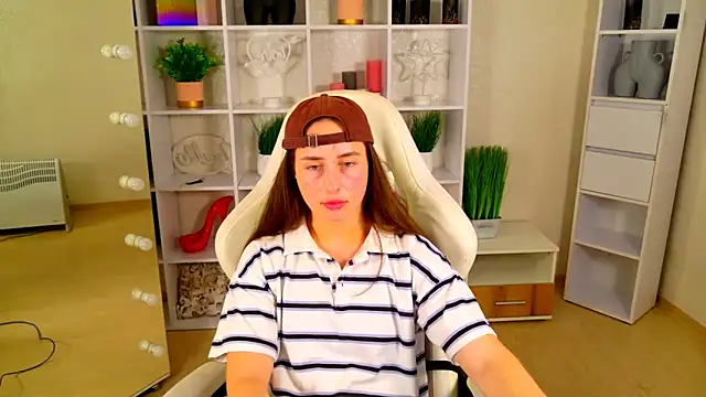 NadinnL Obrolan Langsung XXX