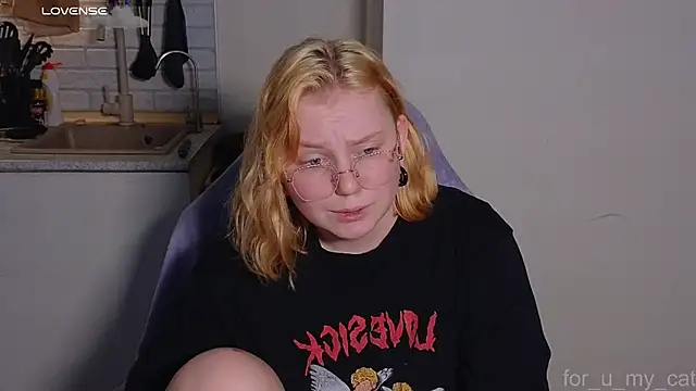 soft_focus live XXX chat