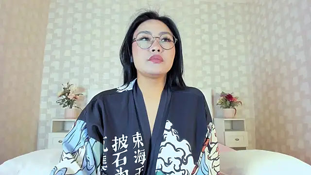 Czat XXX na żywo – NatsumiHun