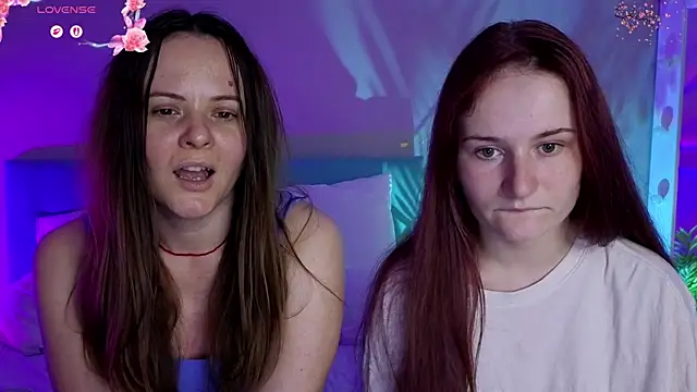 Živý XXX chat L1ittle_kitty_