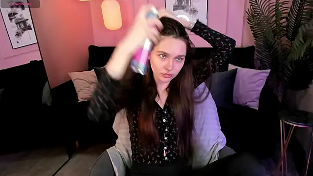 Chat XXX en directo de ChloeSunny