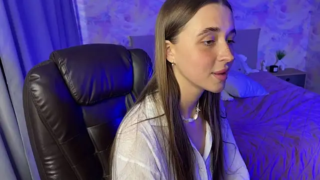 Tiana_Bellen Webbikameraesitys