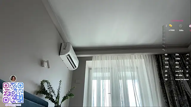 Adeles_vibes Adlı Modelin Canlı XXX Sohbeti