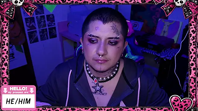 masterkevinftm Adlı Modelin Canlı XXX Sohbeti