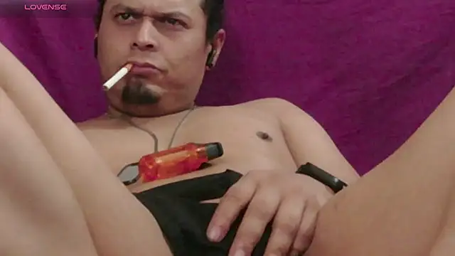 Czat XXX na żywo – chino_roz
