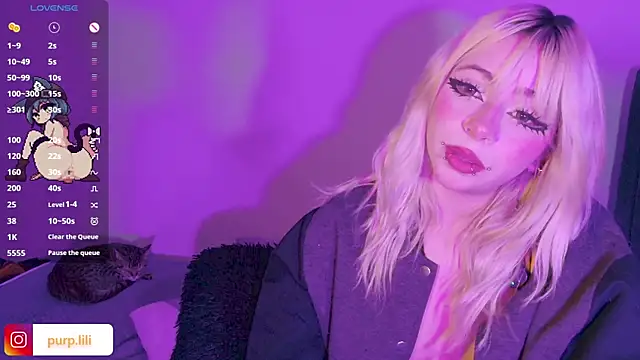 XXX chat uživo modela purplelilith3
