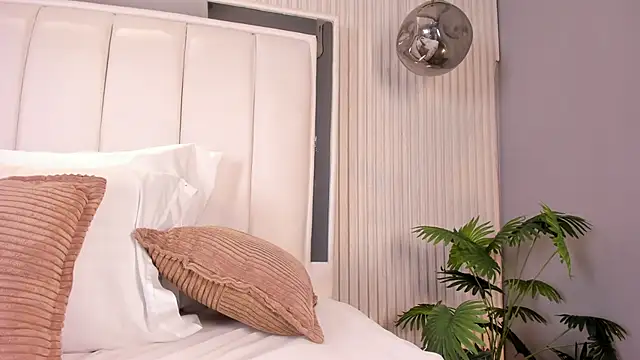 XXX chat uživo modela FiorelaSton