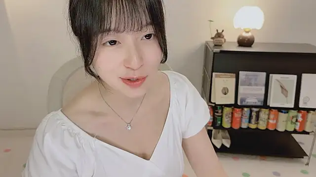 แชท XXX สดของ Onechestnut