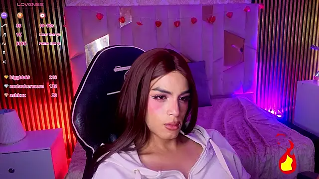 Онлайн ча т XXX LIHIAN_TAY