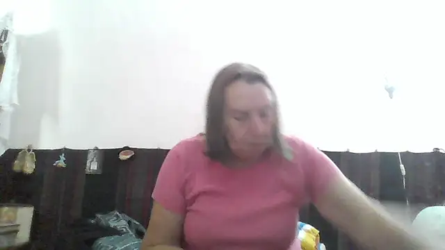 AnnaLive570's Live XXX Chat