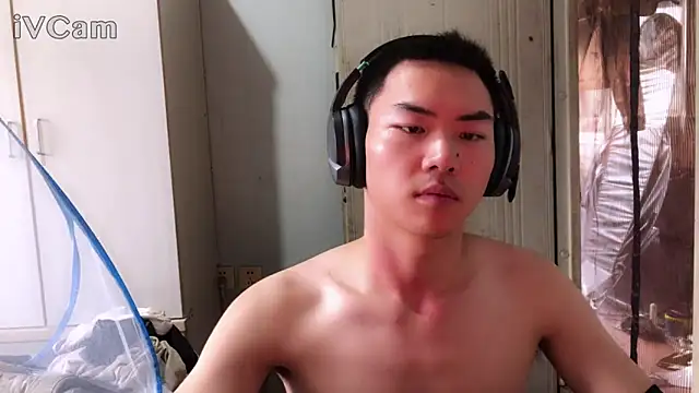 dyjdddttj 现场XXX聊天