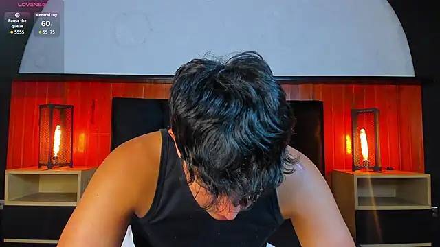 Chatroom XXX en direct de Leo_Savage_