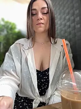 CrazyTori's Live XXX Chat