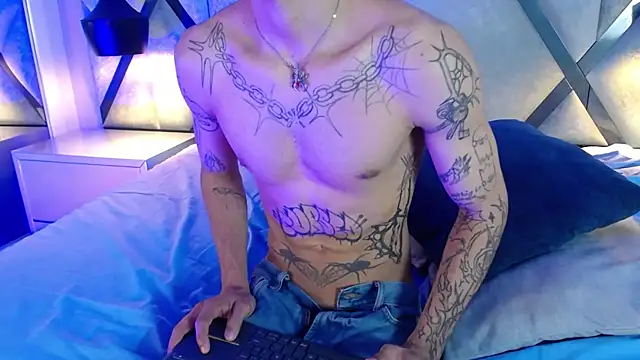 EnzoHuntersn Webbikameraesitys