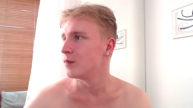 Онлайн чат XXX AlexxSweet