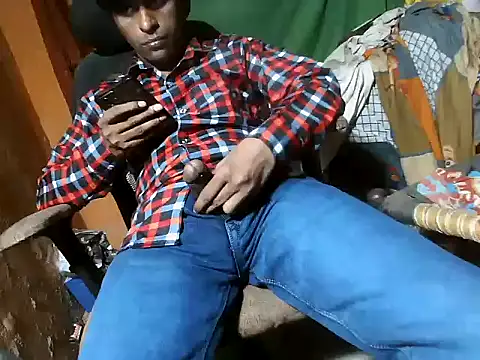 desiboy1101 élő XXX-chatje