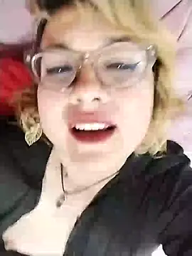AnyaLuxx's Live XXX Chat