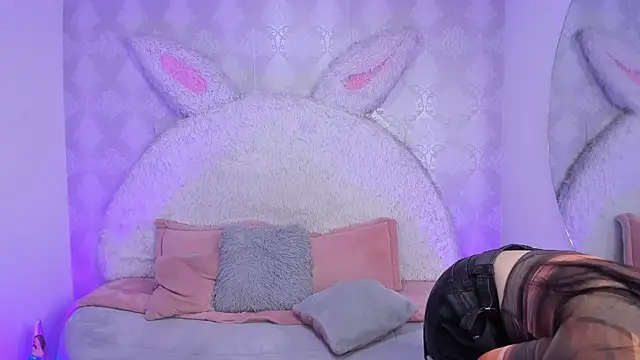 Sarita_jane Adlı Modelin Canlı XXX Sohbeti