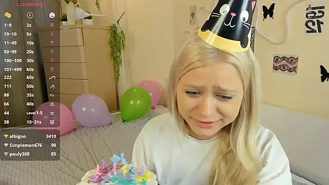 MidnightPoise's Webcam Show