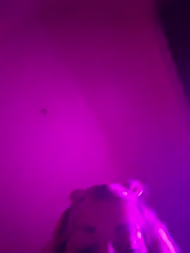 Živý XXX chat ShineyQuinn