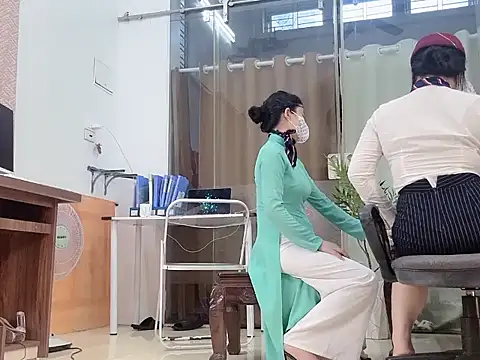 Mono-StewardessMysa webcam show