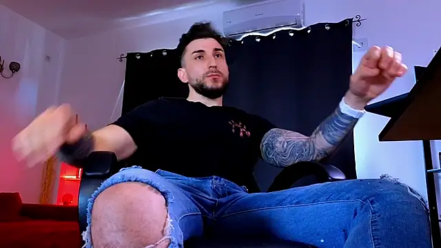 MightyAaron66 Webcam-Show
