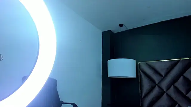 Kya_Wildn Live XXX chat