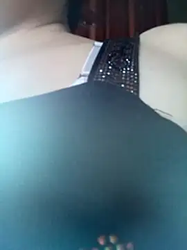 hoadangnguyet Show in webcam