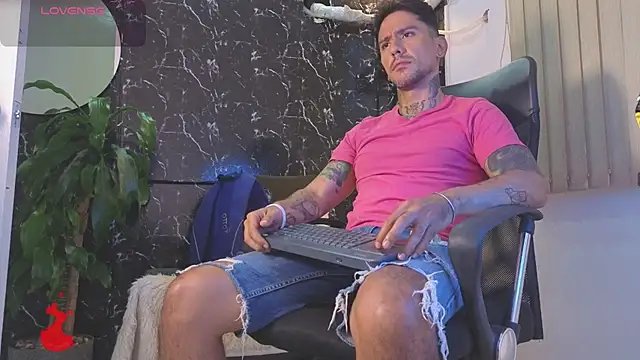 MR_EITHAN Live XXX-chat