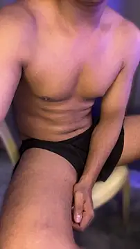 DarkMuscleBoyX 在線直播表演