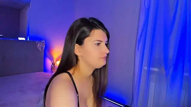 Czat XXX na żywo – Laura_Leee