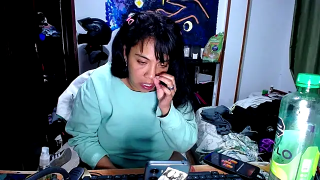 XXX chat uživo modela AmaraRoberts420