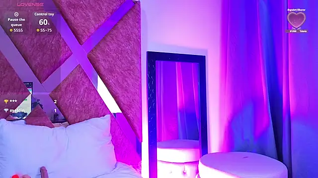 Emma_Revees Adlı Modelin Canlı XXX Sohbeti