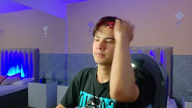 Derek_Sinn's Webcam Show