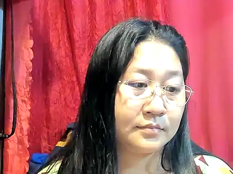 CHUBBY_ANGEL09's Live Chat Room
